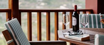 'Laurel' Room with Mountain Views, Wi-Fi, and Air Conditioning - SilboHolidays