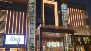 施設の正面