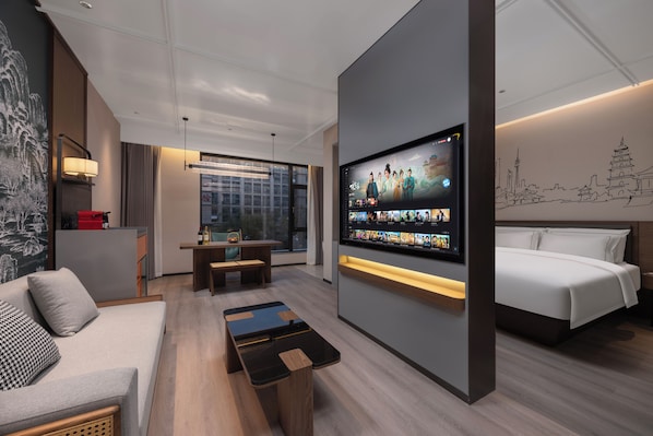 Suite Confort, non-fumeurs, vue ville | Coffres-forts dans les chambres, Wi-Fi gratuit