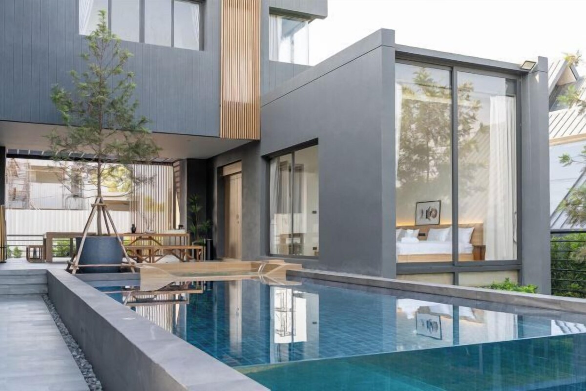 5 Bedroom Outdoor Pool Villa (Yuugen)