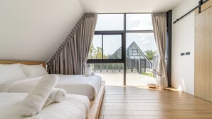 6-Bedroom Indoor Pool Villa (Hoshi) | 객실에서 보이는 전망