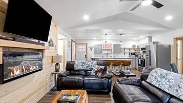 Smart-TV, Kamin, DVD-Player, Tischfußball