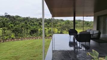 Terassi/patio