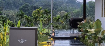 Lovely villa with WiFi in a Coffee Estate at Virajpet