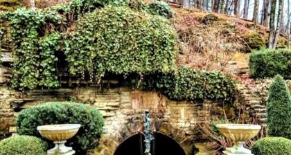 Downtown+FreeParking+Wifi Main St. Ste 101