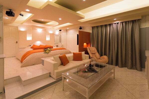 Chambre royale double | Accès au Wi-Fi (inclus), literie fournie