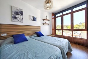 2 bedrooms, WiFi, bed sheets