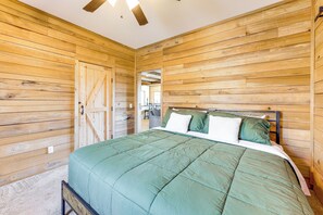 2 Schlafzimmer, Schreibtisch, Bügeleisen/Bügelbrett, Internetzugang