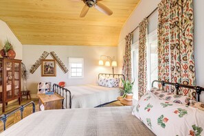 1 bedroom, iron/ironing board, internet, bed sheets