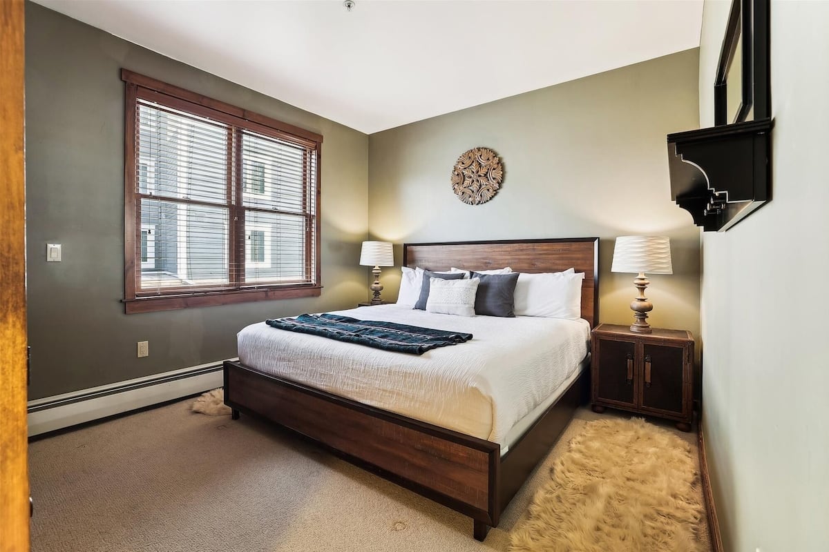 Condo, 2 Bedrooms | 2 bedrooms, free WiFi