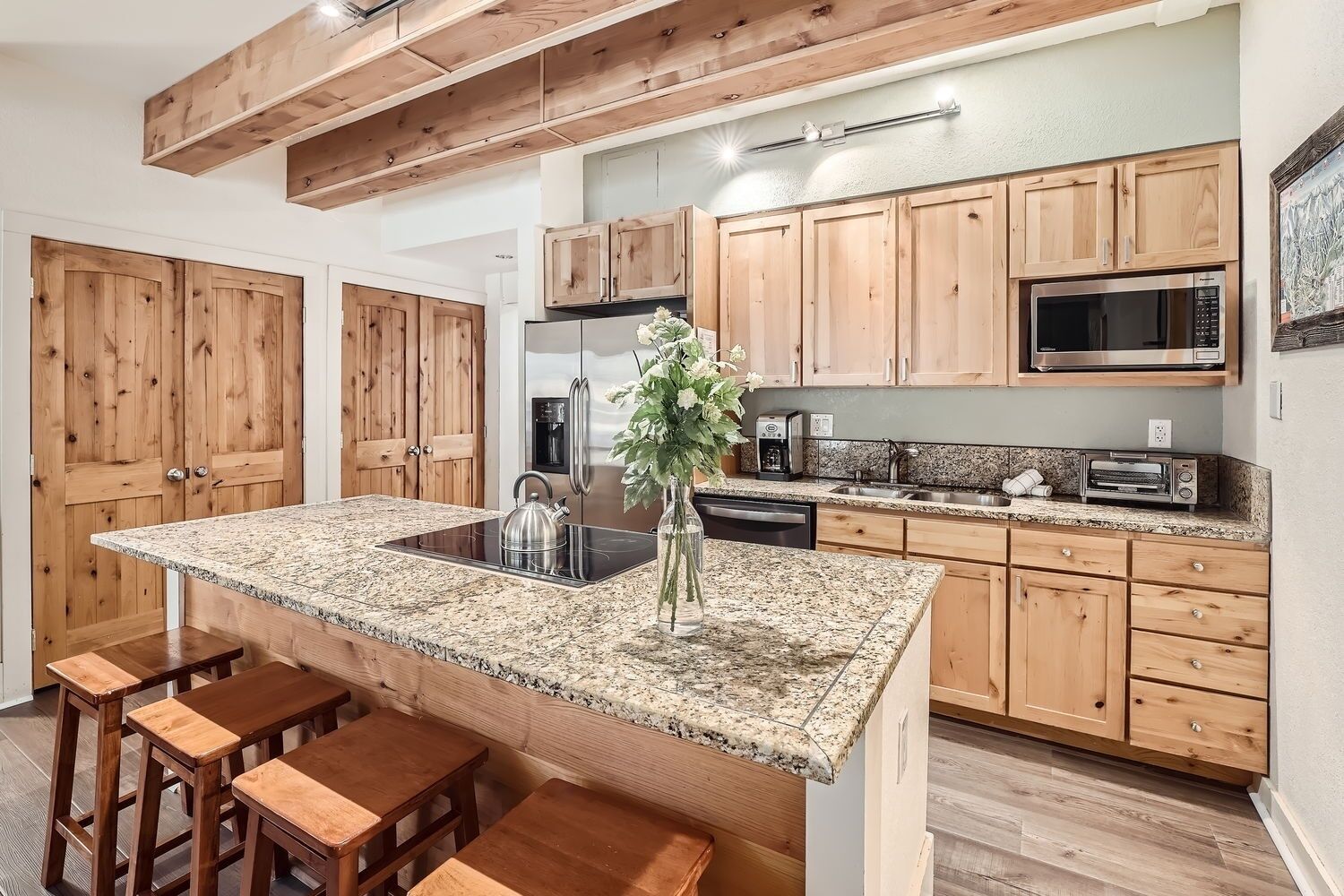 Condo, 3 Bedrooms | Private kitchen | Fridge, oven, coffee/tea maker, toaster