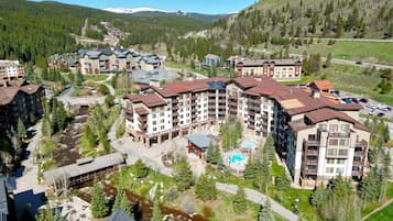 Condo, 2 Bedrooms | Exterior