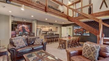 Condo, Multiple Bedrooms | Living area