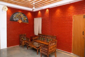 スイート | デスク