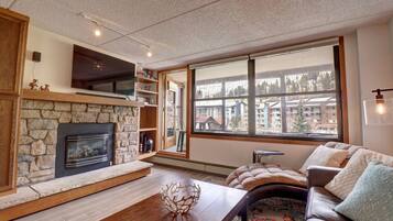 Condo, 1 habitación | Área de sala de estar