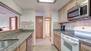 Condo, 2 habitaciones | Cocina privada