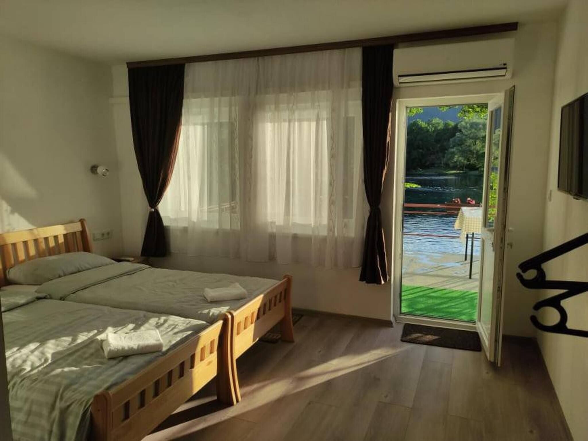 5 soveværelser, strygejern/strygebræt, internetforbindelse, sengetøj