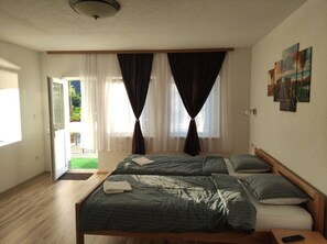 Iron/ironing board, internet, bed sheets, wheelchair access