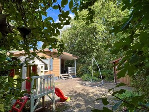 Luxury House, 2 Bedrooms | Garden