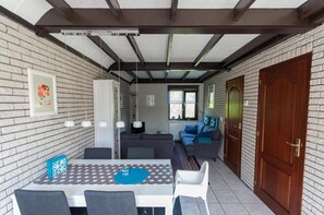 Classic House, 2 Bedrooms | Living room - Bungalow in North Holland Coast (Sint Maartensvlotbrug)
