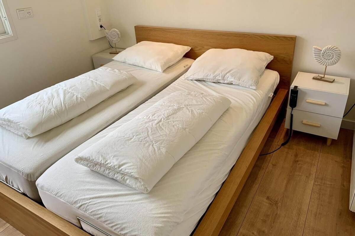 Casa Comfort, 2 camere da letto | 2 camere, con arredamento individuale, ferro/asse da stiro