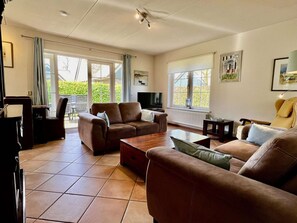 Rumah Comfort, 3 kamar tidur | Ruang keluarga