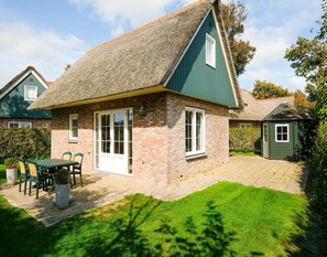 Luxury House, 4 Bedrooms | Living room - Holiday Retreat, Near Forest (Sint Maartensvlotbrug)