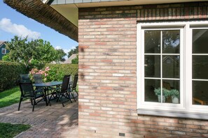 Classic House, 3 Bedrooms | Balcony - Holiday Retreat, Near Forest (Sint Maartensvlotbrug)