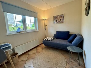 Elite House, 3 Bedrooms | Living room - Holiday Retreat, Near Forest (Sint Maartensvlotbrug)