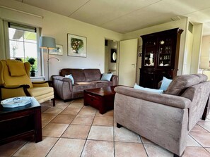 Comfort House, 3 Bedrooms | Living room - Holiday Retreat, Near Forest (Sint Maartensvlotbrug)