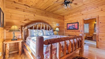Signature Cabin, 4 Bedrooms, Balcony, Mountain View