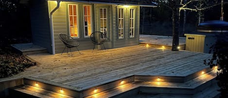Casa, 2 quartos, sacada, vista para o jardim | Terraço/pátio