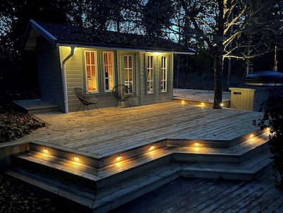 House with Hot Tub and Sauna 300 near the Lake