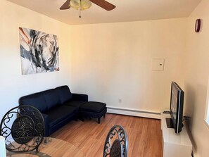 Apartment, 3 Bedrooms | Living room - Amazing Three Bedrooms Apartment (Linden)