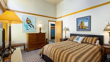 Condo, 2 Bedrooms | Laptop workspace, free WiFi