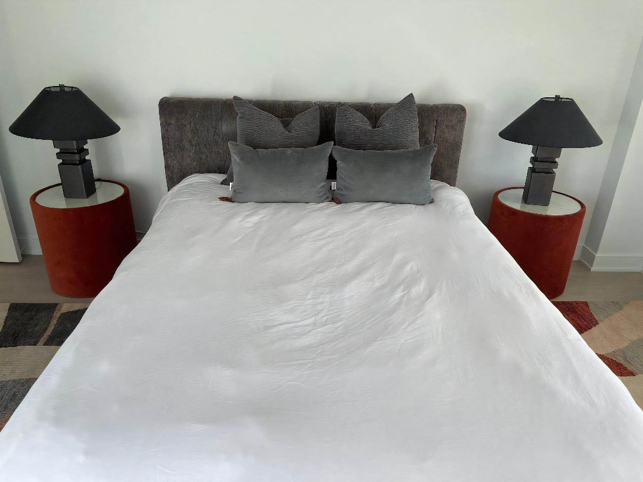 4 habitaciones, tabla de planchar con plancha y wifi gratis 