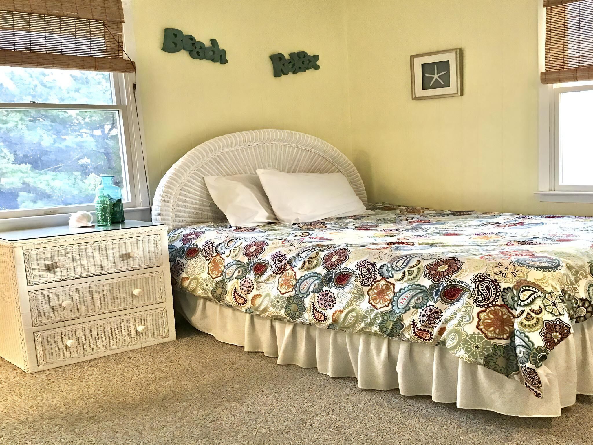 3 bedrooms, iron/ironing board, free WiFi
