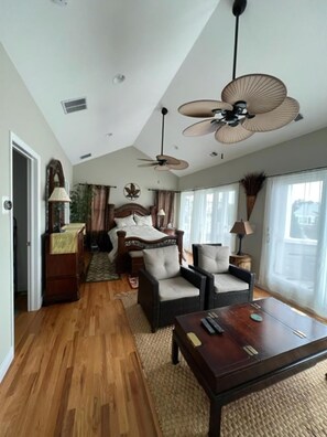 Strykejern/-brett og wi-fi (inkludert)