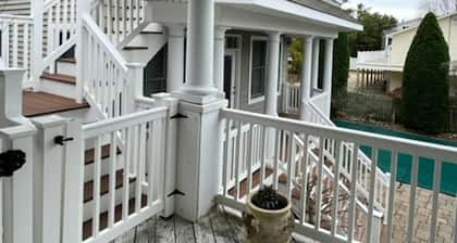 5 bedroom accommodation in North Beach