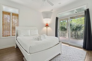 4 bedrooms, free WiFi - 30-Day Rental - Live in Beachside Luxury! 45 Lempesis (Folly Beach)