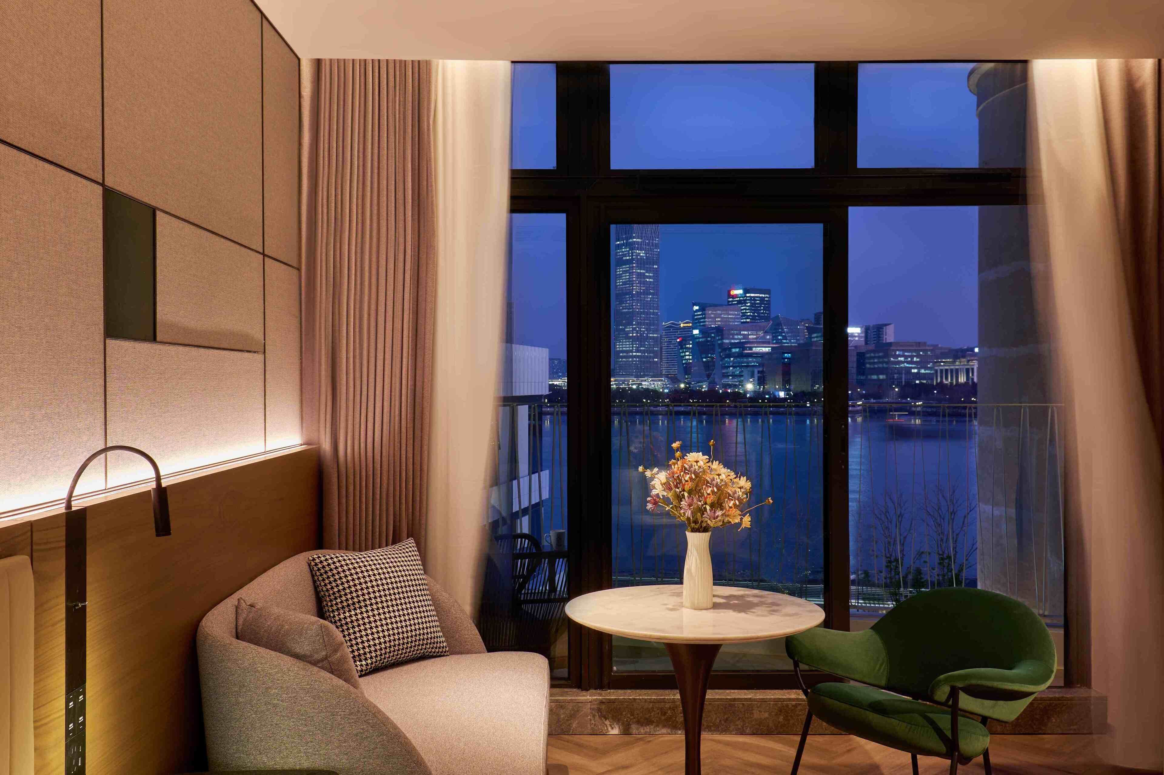 Luxury Single Room, Beach View | In-room safe, blackout drapes, soundproofing, free WiFi