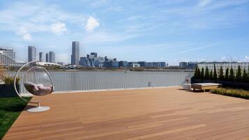 Luxury Single Room, Beach View | Terrace/patio