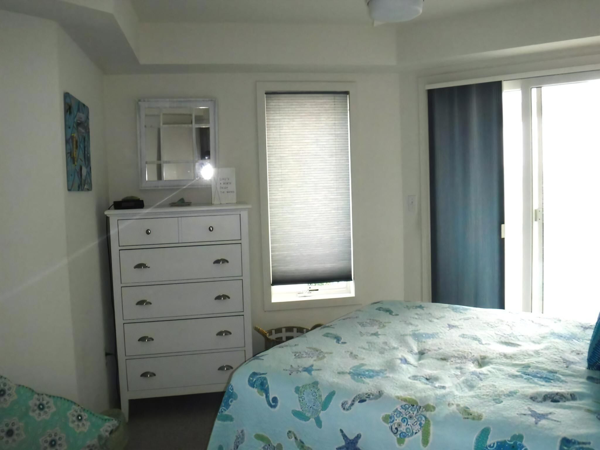 4 chambres, fer et planche à repasser, accès au Wi-Fi (inclus)