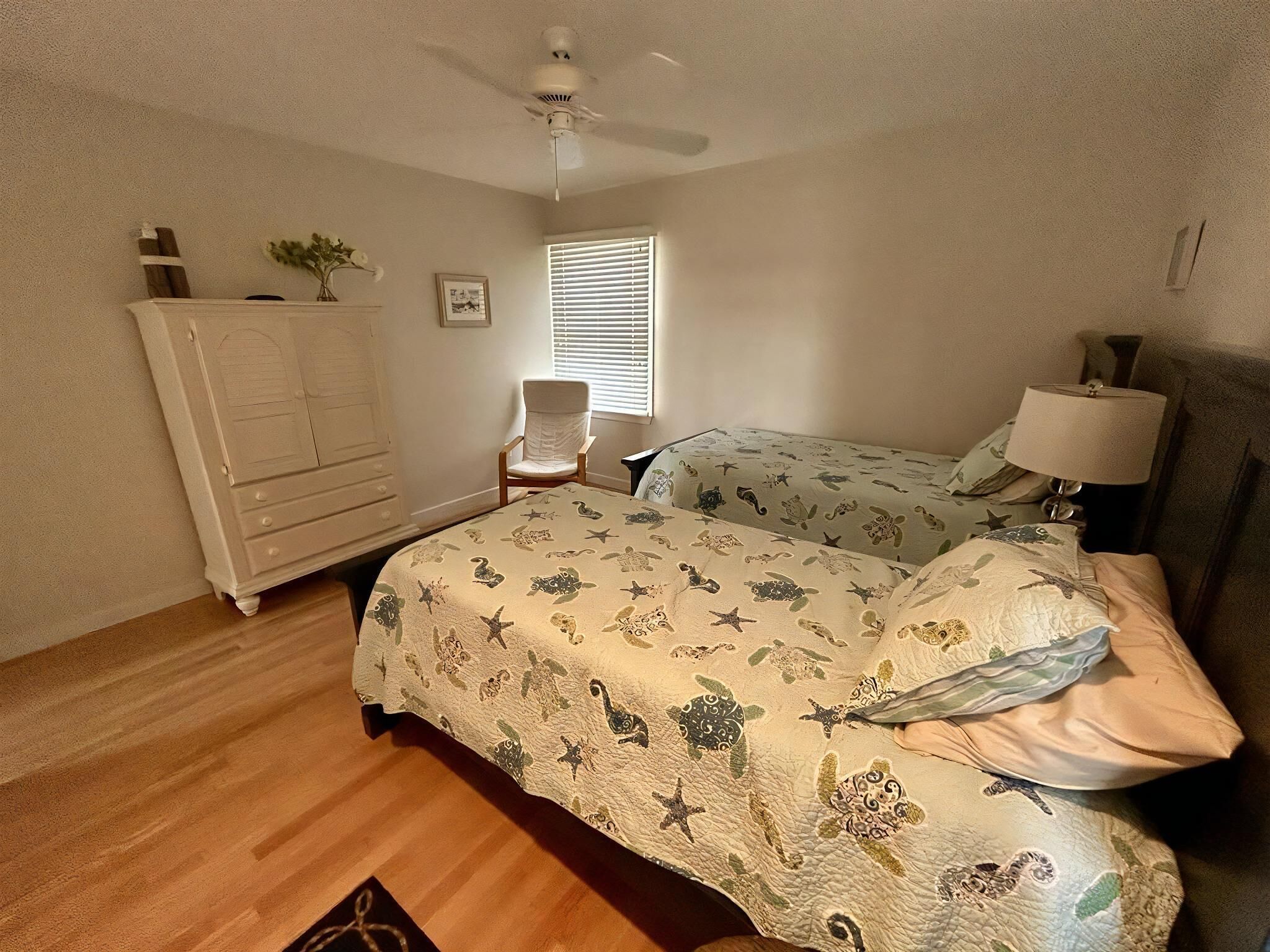 4 Schlafzimmer, Bügeleisen/Bügelbrett, kostenloses WLAN