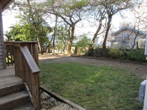 Property grounds - Lovely updated home just 3 homes to the beach in Ship Bottom (Ship Bottom)