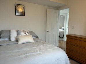 3 habitaciones, tabla de planchar con plancha y wifi gratis 