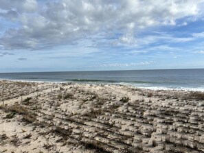 Liegestühle, Strandtücher