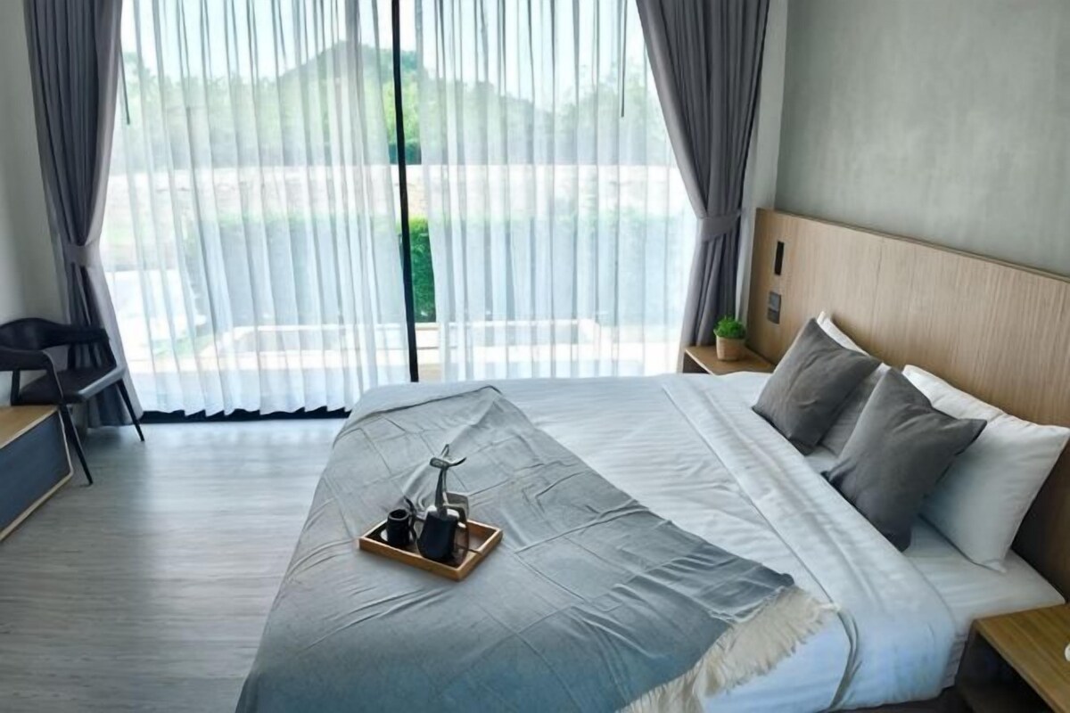 1 slaapkamer, een bureau, extra bedden, beddengoed