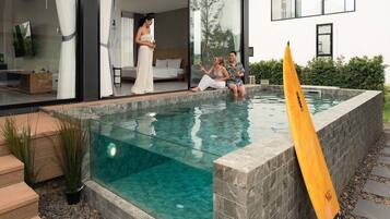 3 outdoor pools