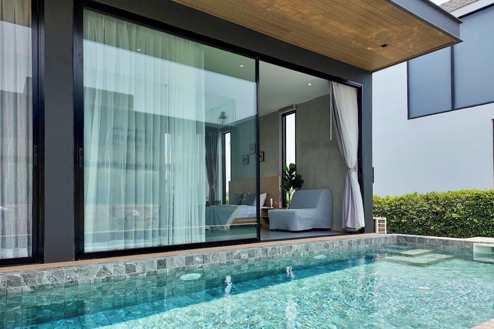 8 Valley KhaoYai